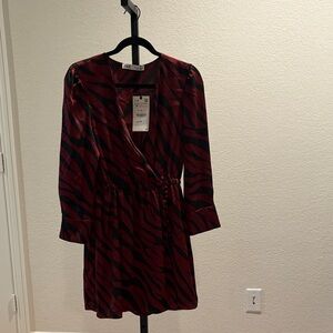 Zara Zebra Striped Long Sleeve Faux Wrap Mini Dress in Wine Red & Black M
